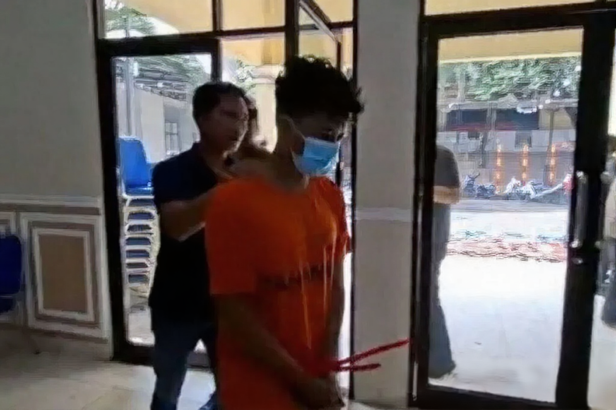 Motif terdakwa teror bom di Depok sebab kekecewaan