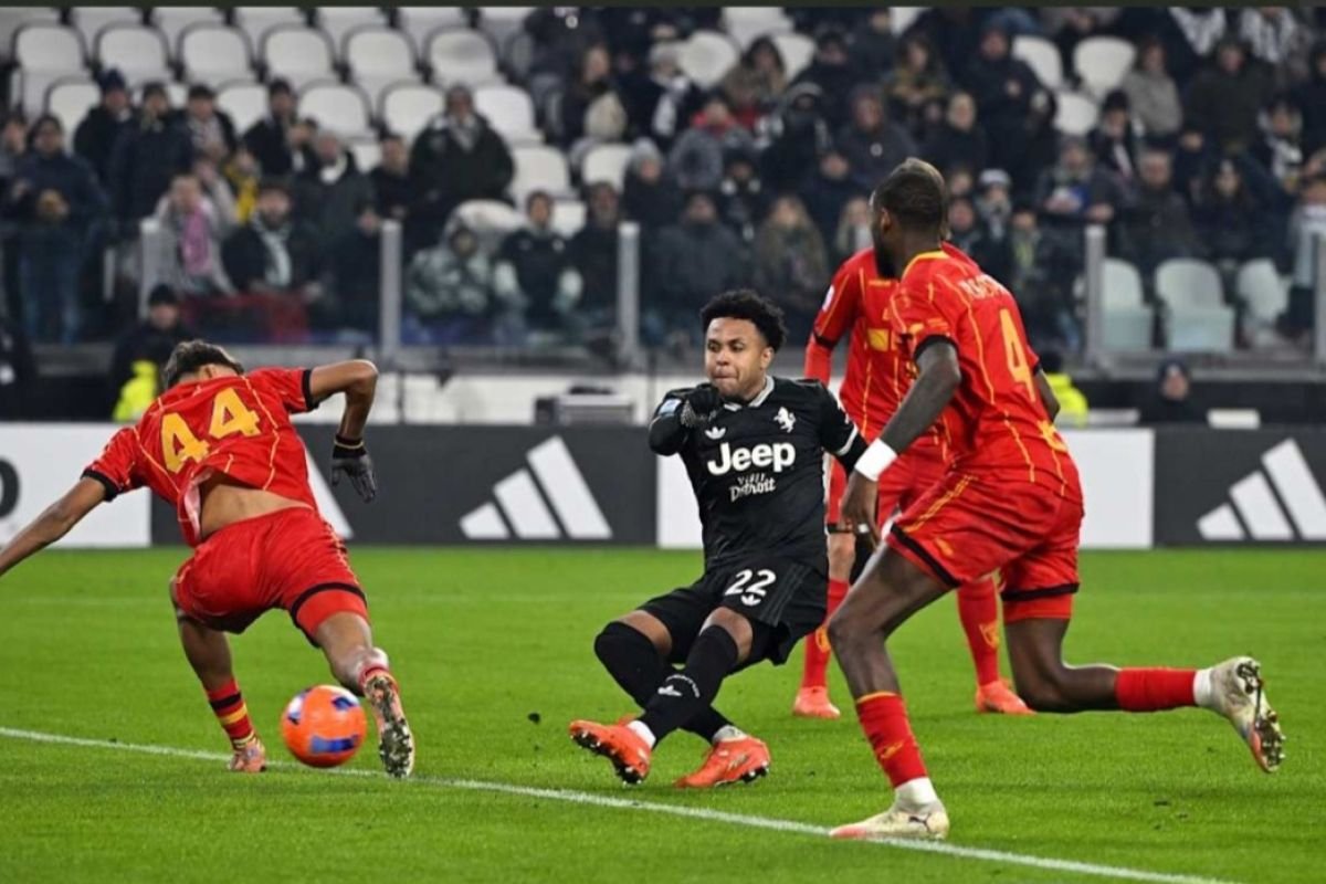 Juventus gagal raih poin setelahnya ditahan imbang 1-1 oleh Lecce