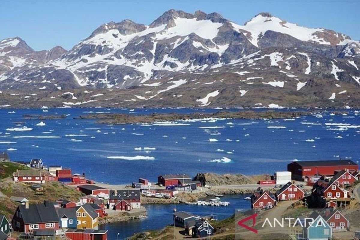 Trump bahas pembelian Greenland, opsi militer Negeri Paman Sam tak dikesampingkan