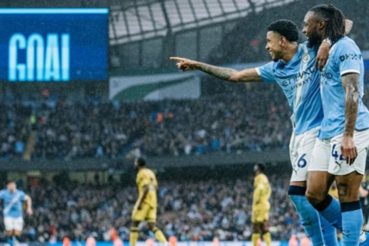 Tumbangkan Crystal Palace 3-0, Manchester City jaga prospek juara