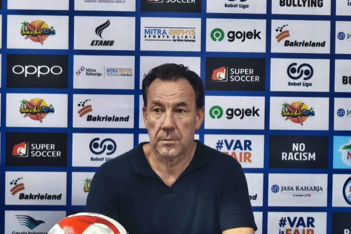 Van Gastel soroti gol awal laga di mana PSIM dikalahkan Persib