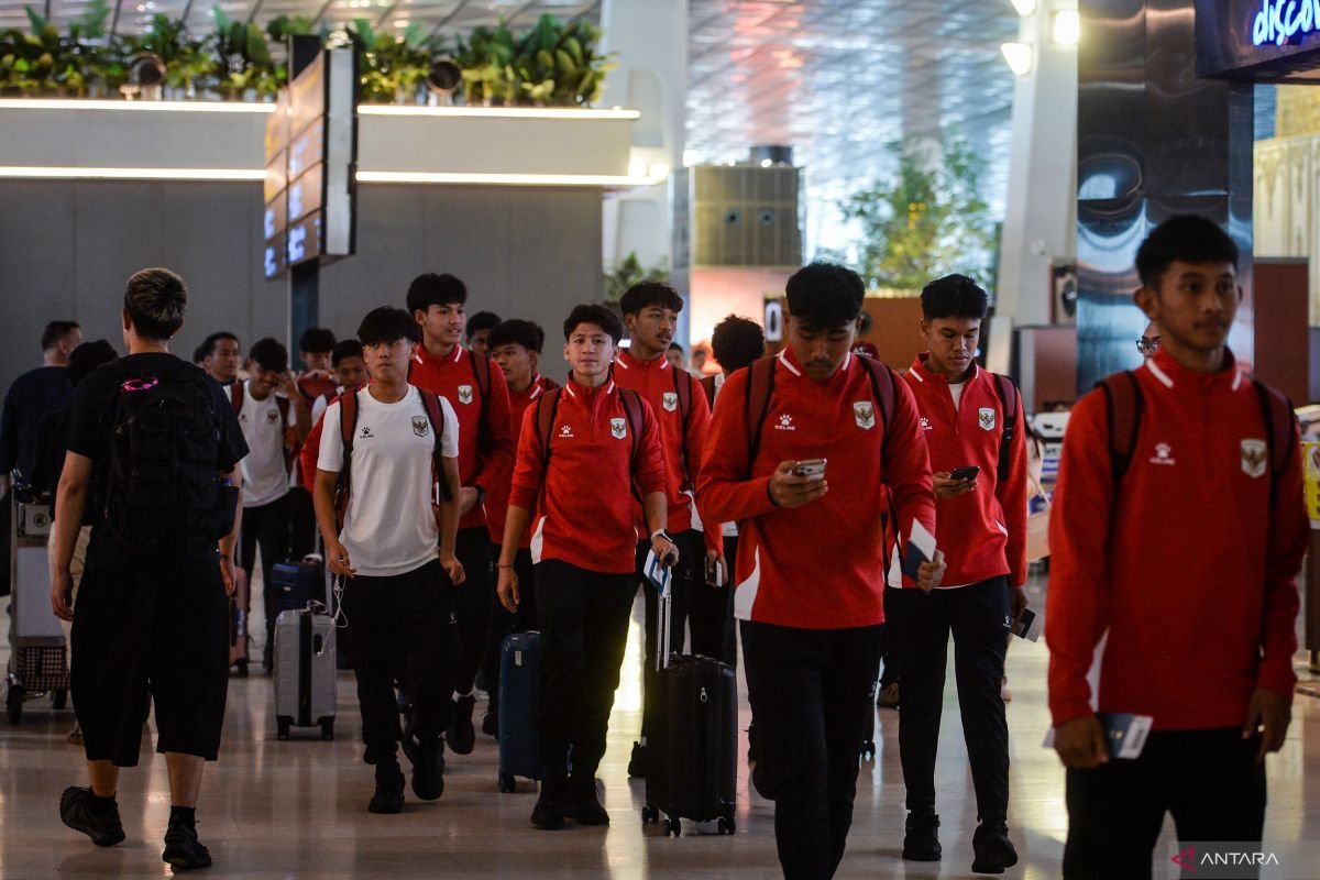 Tiga warga negara yang mana tinggal dalam luar negeri diturunkan secara dengan segera ke laga perdana timnas U17