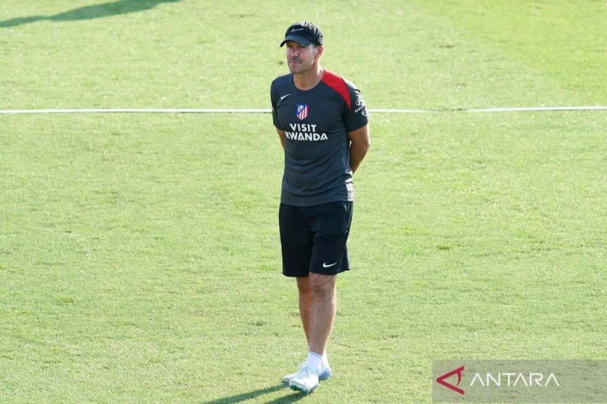 Diego Simeone akui bangga Atletico bisa jadi jadi dua kali singkirkan Barcelona