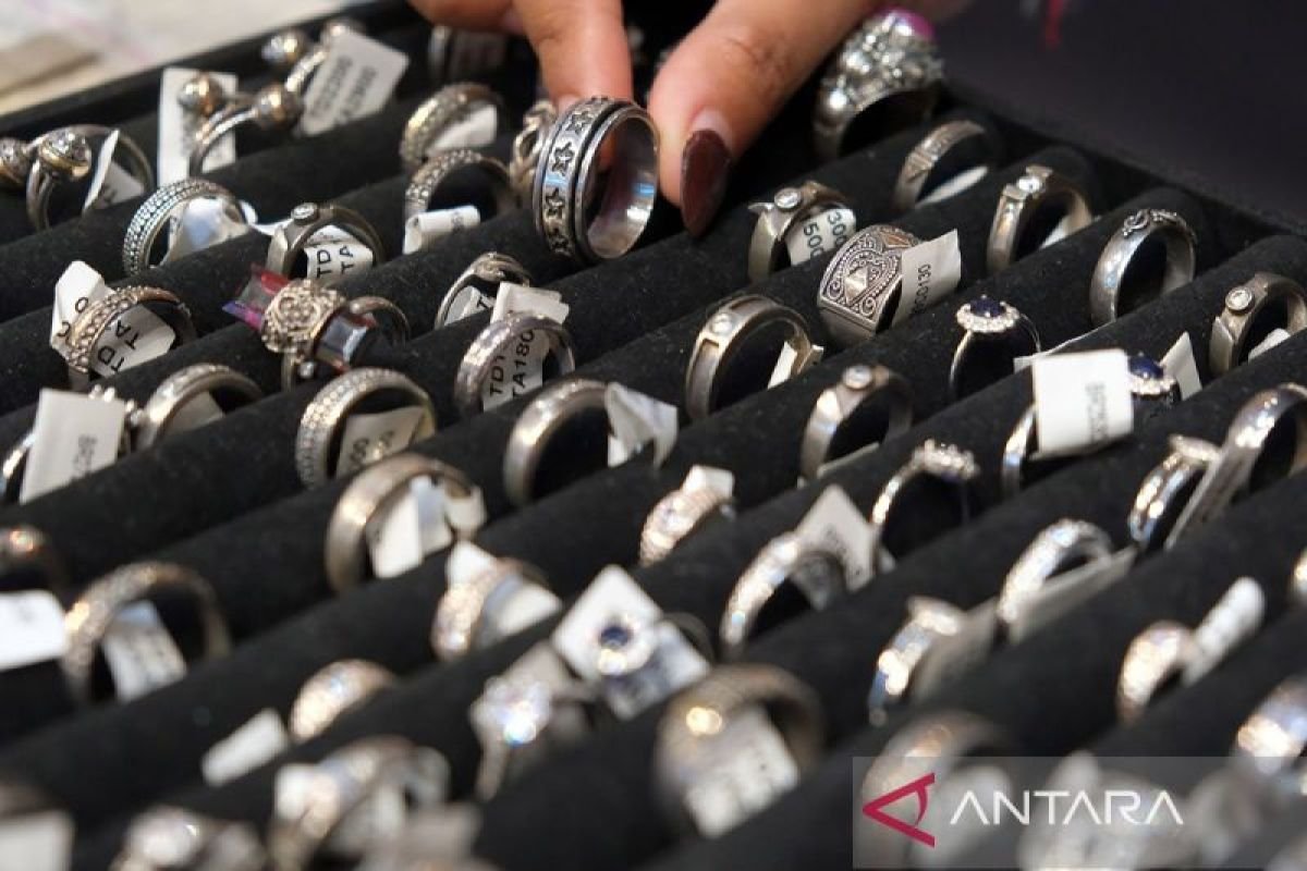 Jenis perak yang digunakan sanggup dijadikan aset investasi modal
