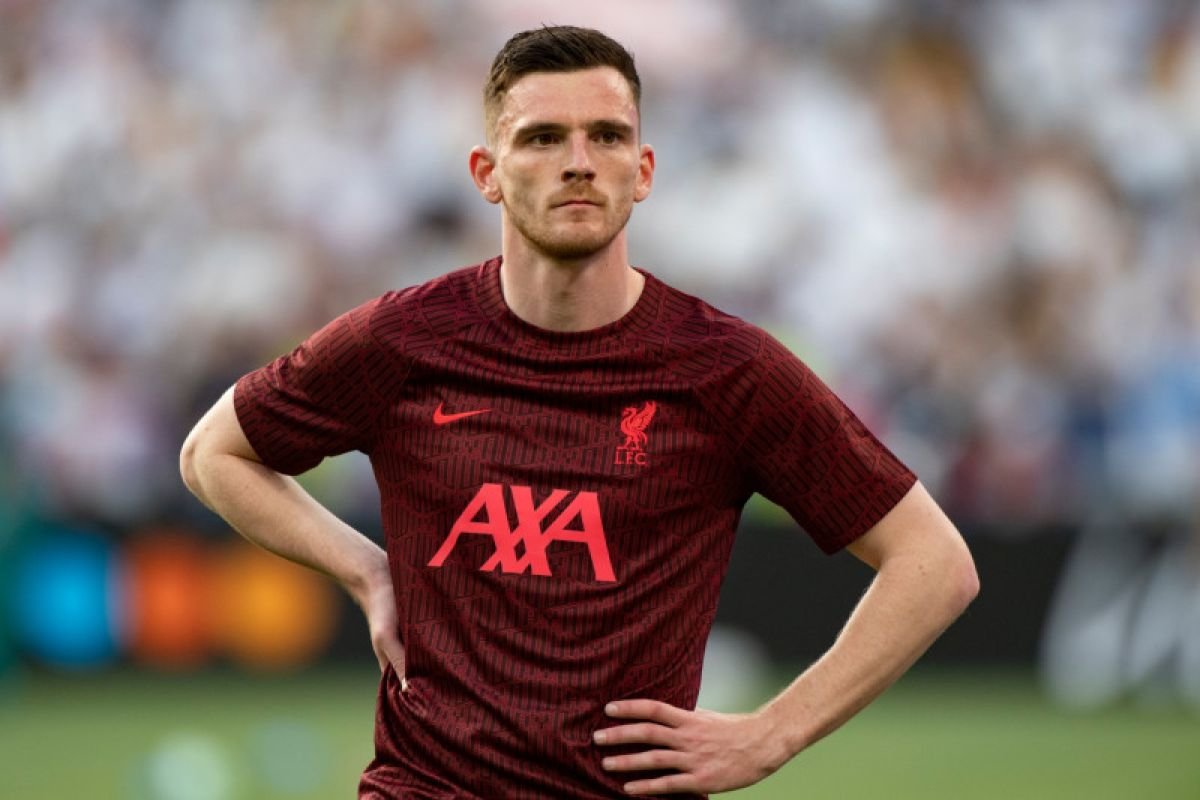 Tottenham datangkan Andy Robertson