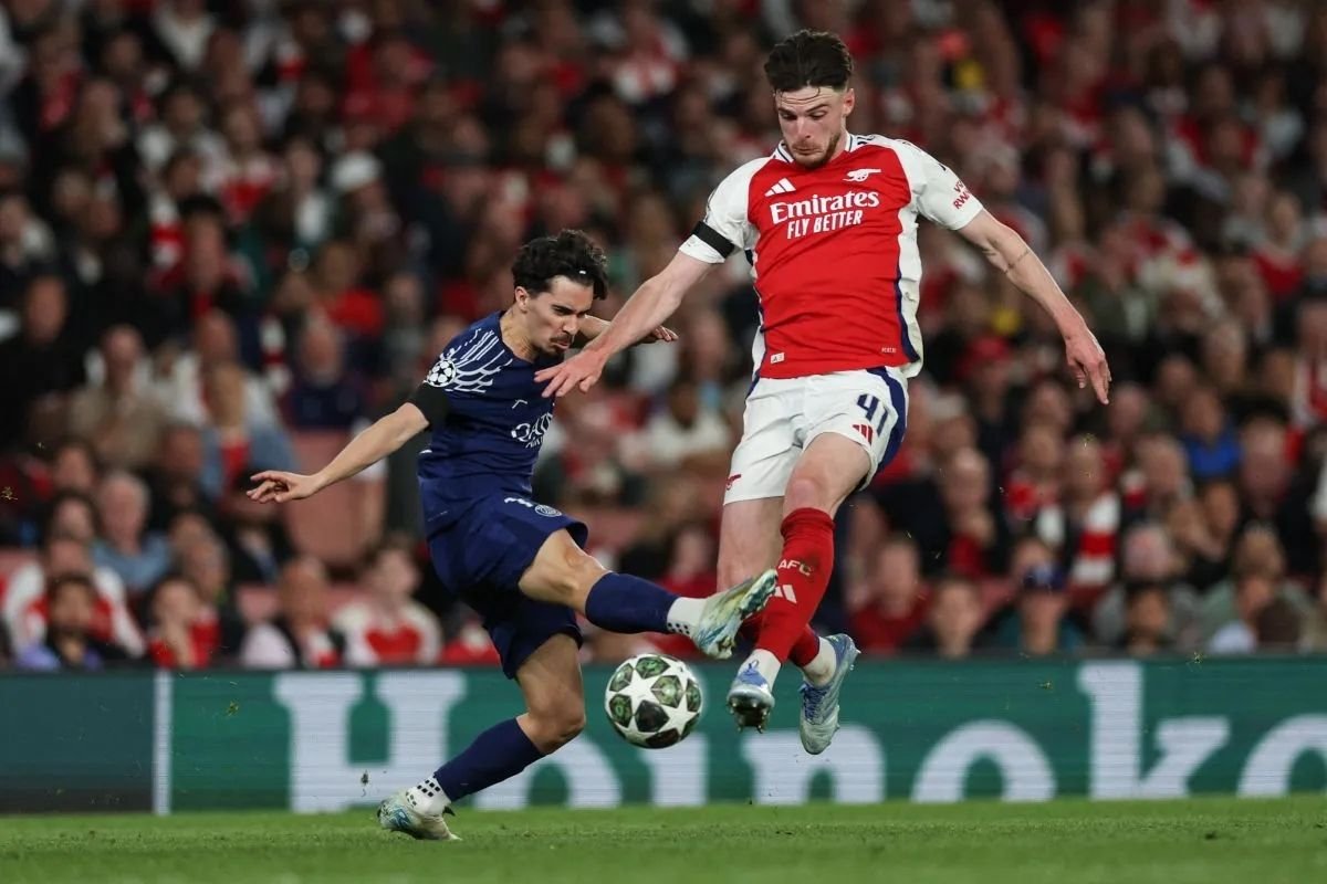 Rice pastikan Arsenal terus grup yang dimaksud mana kompak walau dikalahkan PSG