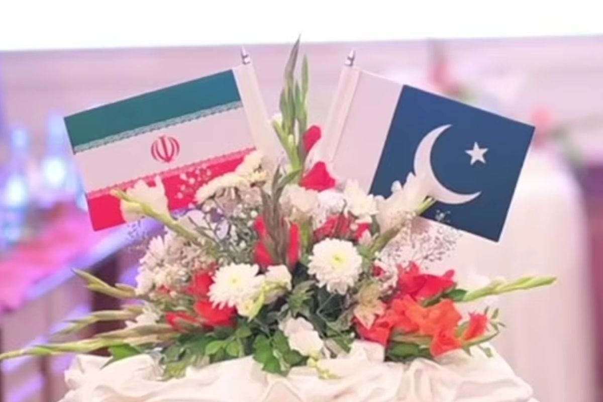 Presiden Pezeshkian kesampingkan pembahasan kemampuan pertahanan Iran