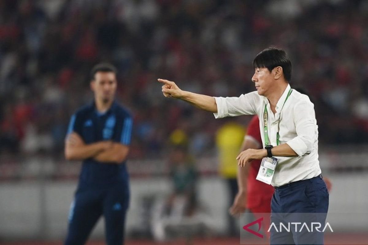 Industri Dunia Pers Korea Selatan sebut STY segera tangani Persija Ibukota