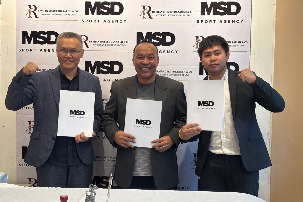 Legenda bulu tangkis Tri Kusharjanto jadi instruktur klub pada Kanada