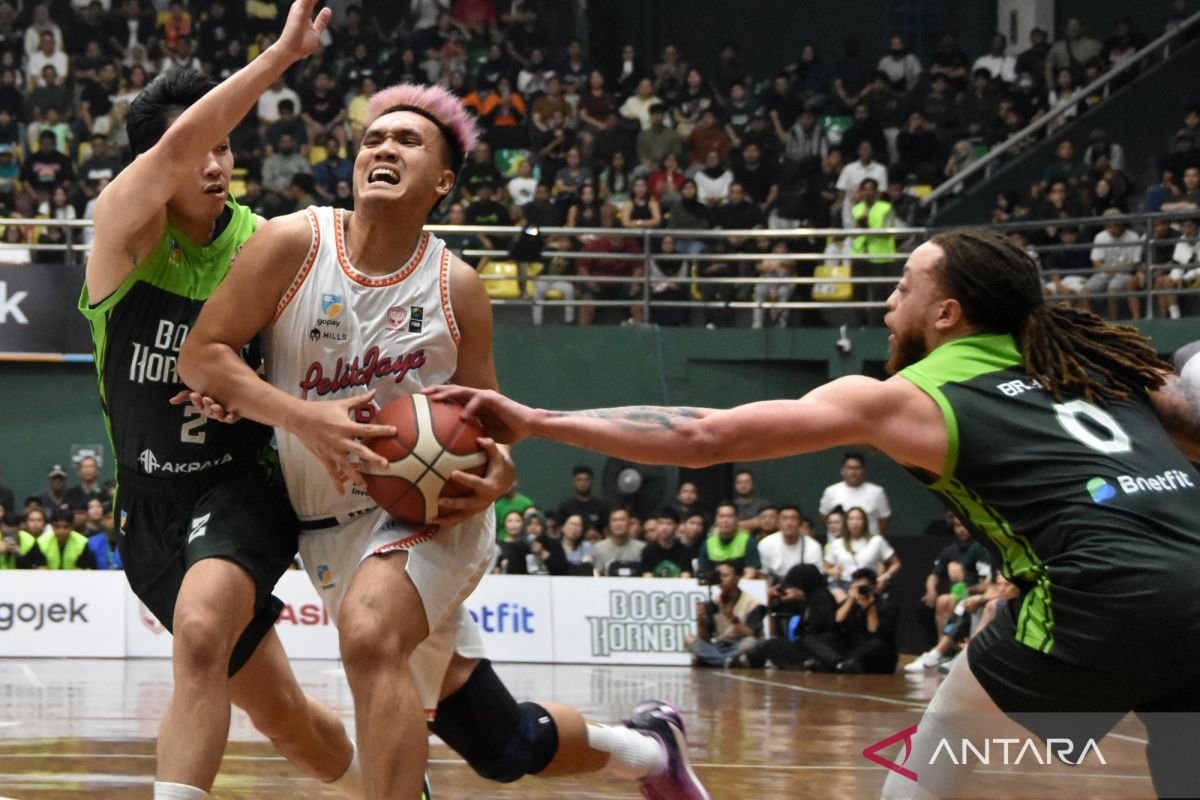 Pelita Jaya tambahan besar solid di mana laga ketiga final lawan Hornbills