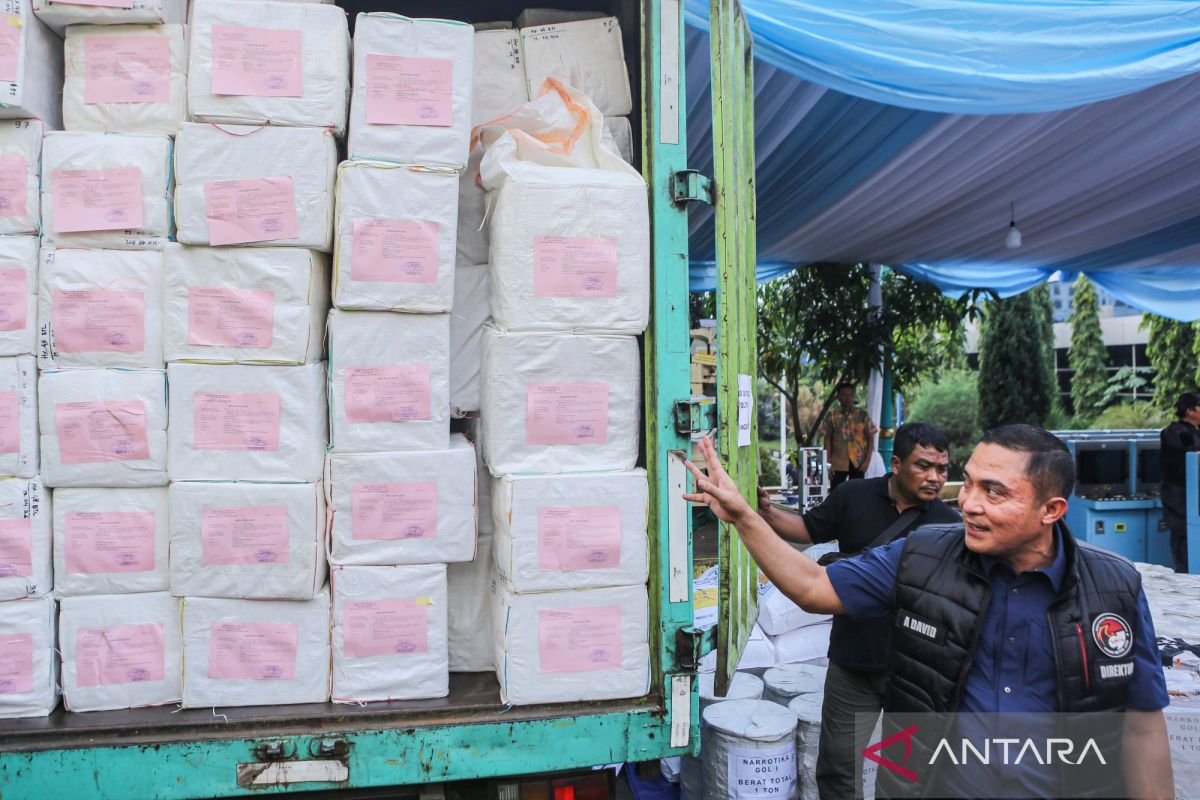 Kriminal kemarin, tindakan hukum narkoba pada 2026 pasca itu pornografi via aplikasi mobile mobile