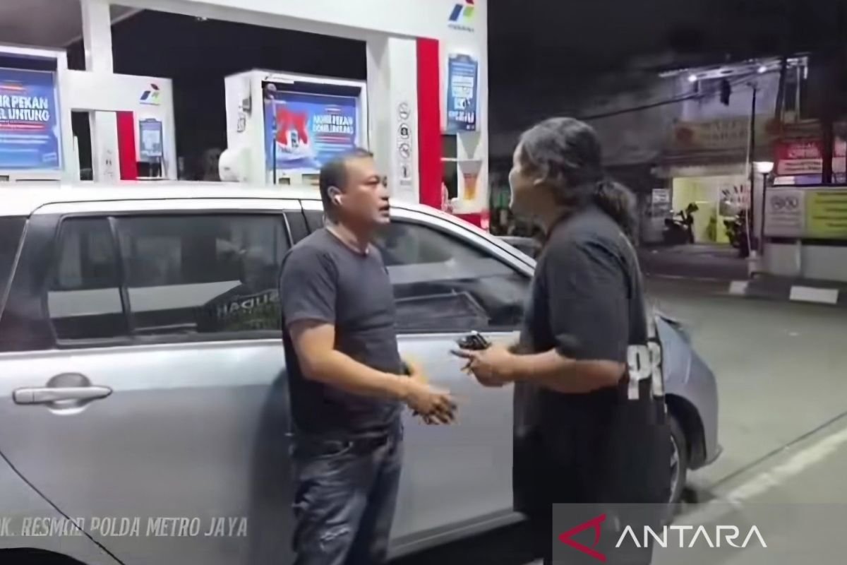 Polda Metro Jaya tangkap pelaku perusakan mobil yang digunakan padat di dalam Sunter