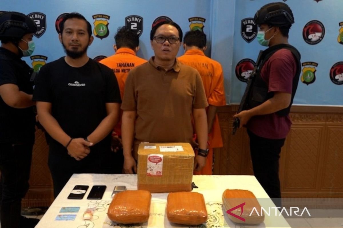 Polisi gagalkan peredaran ganja melalui jasa ekspedisi ke Tangerang