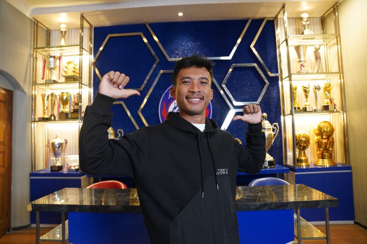 Manajemen Arema sebut Robi Darwis bagian rencana jangka panjang