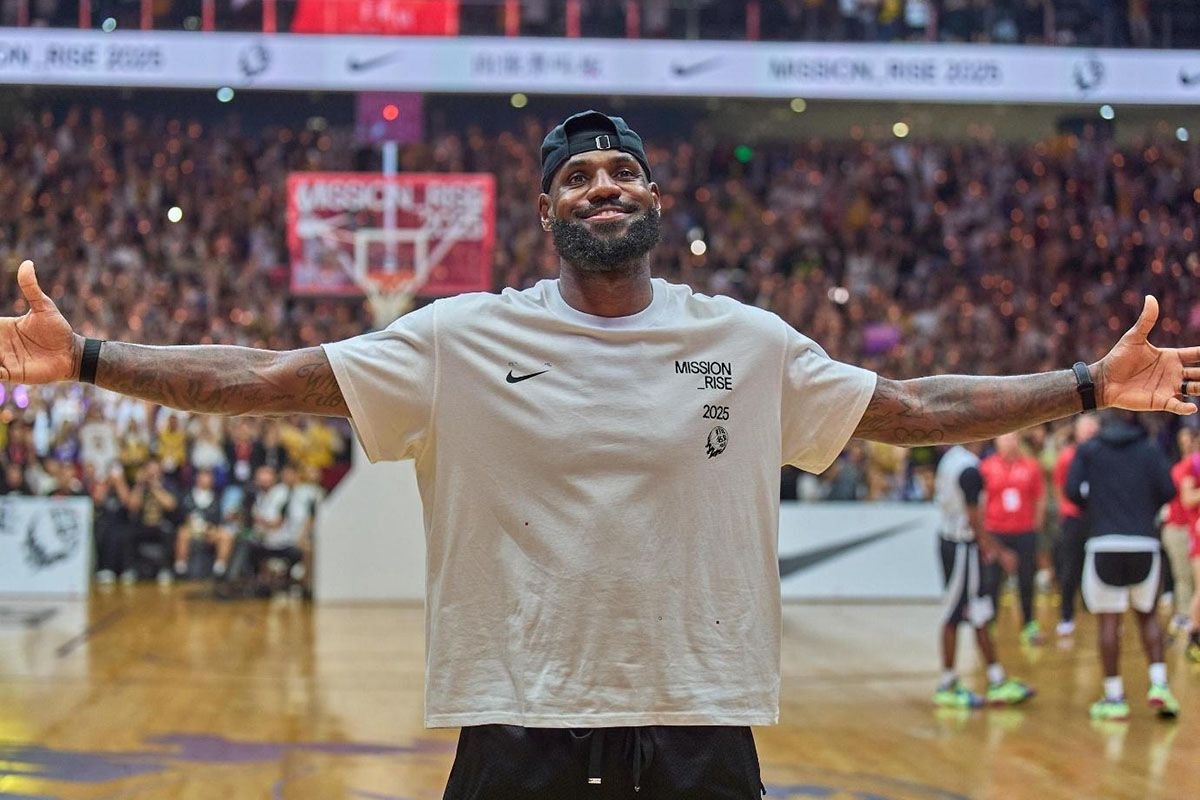 Warriors bidik LeBron James usai Draymond Green tolak pemain