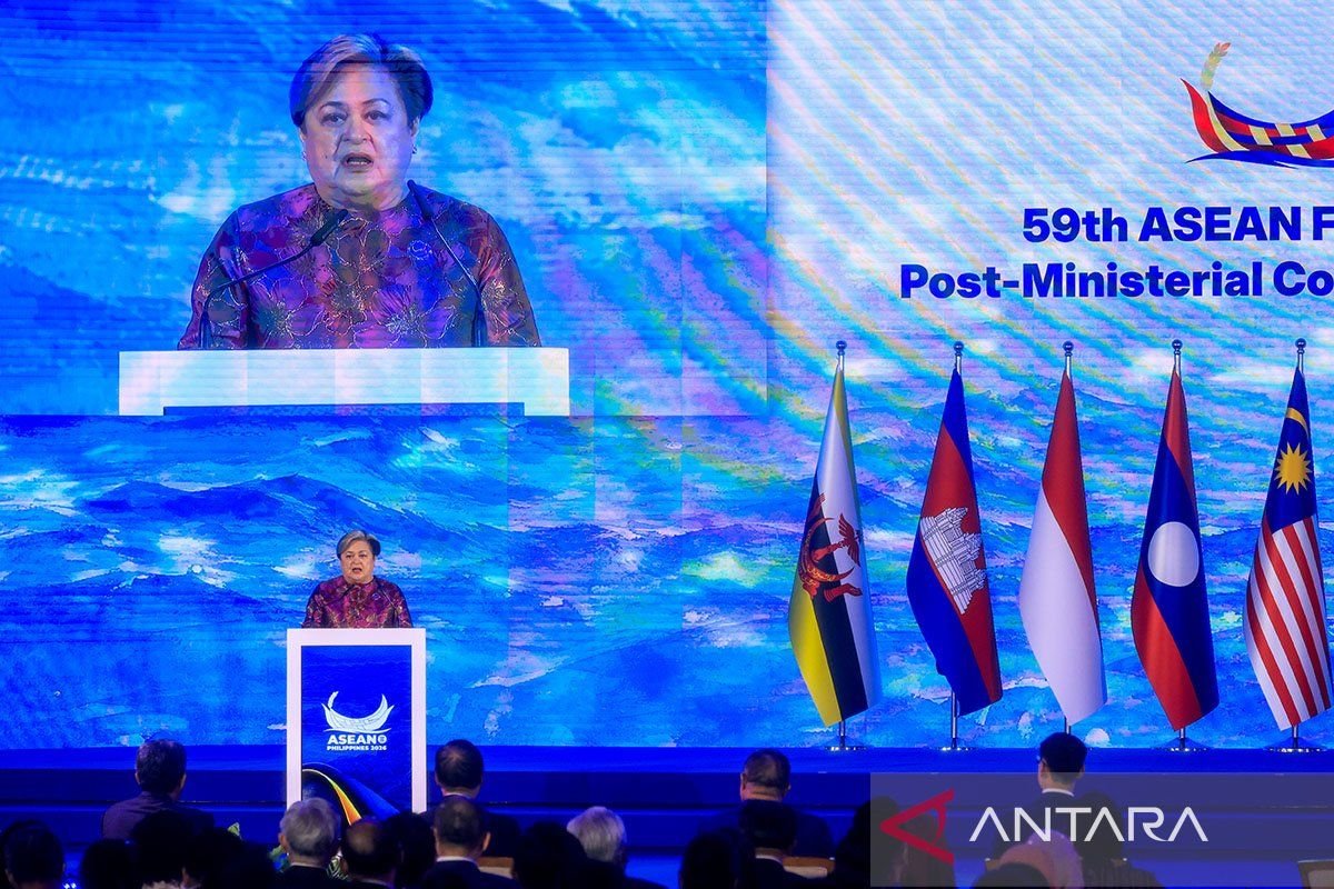 Filipina ajukan mengkritisi ke China berjuang melawan insiden pada Laut China Selatan