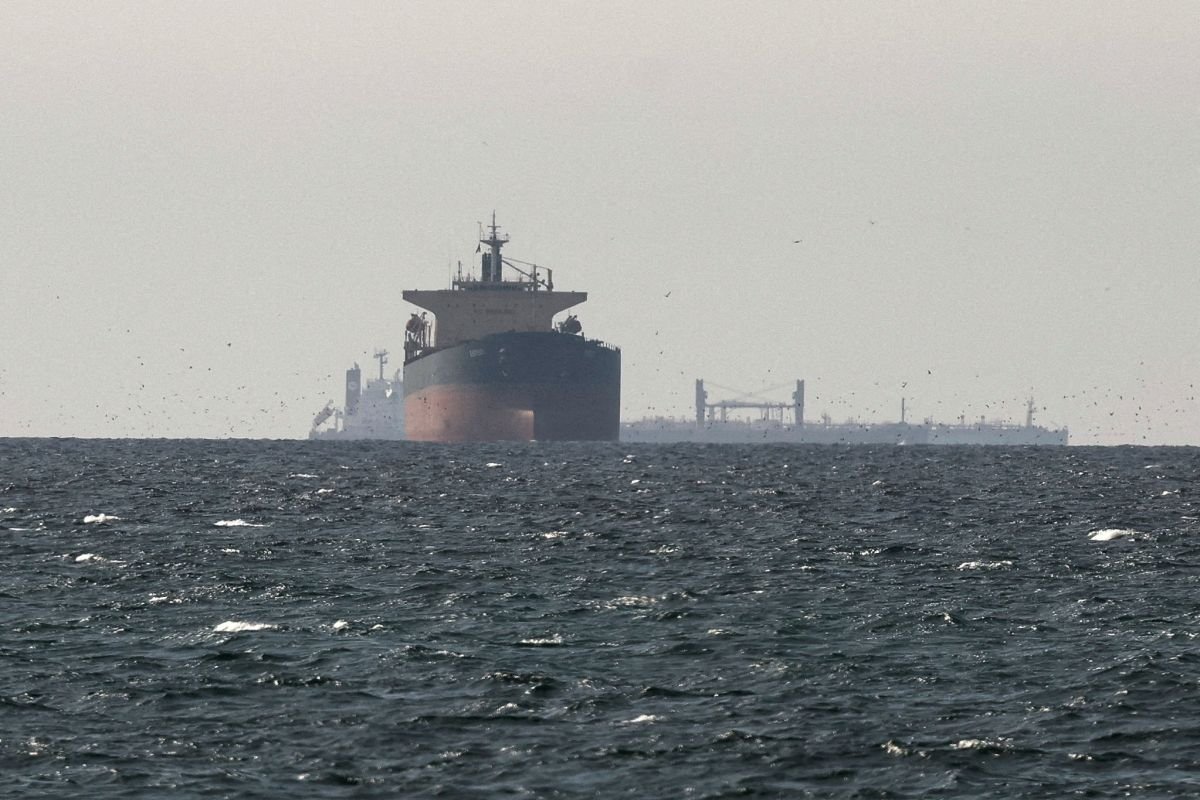 Amerika Serikat lancarkan serangan ketiga ke Iran akibat kapal kargo dilumpuhkan