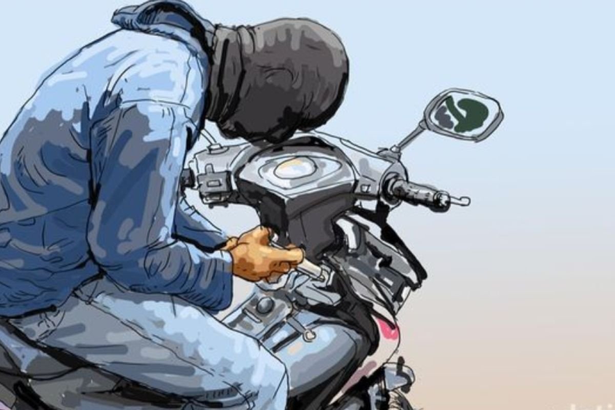 Polisi tangkap pencuri motor yang mana yang disebutkan bawa senjata “airsoft gun” di Jakut