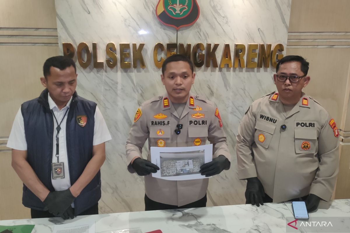 Polisi ringkus pengedar obat keras berkedok warung kopi pada Cengkareng
