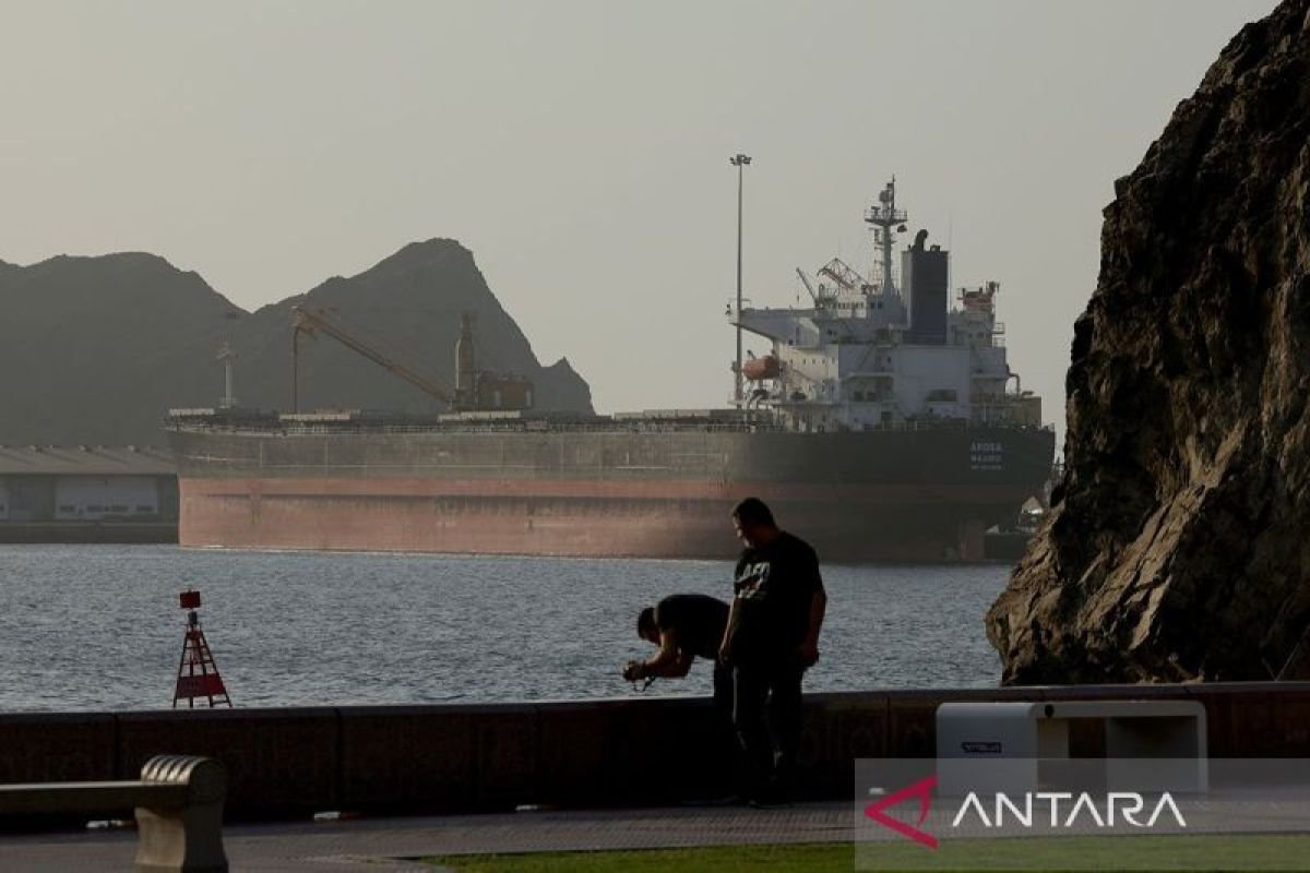 Iran diduga jual minyak hingga 6 M dolar Amerika Serikat selama gencatan senjata
