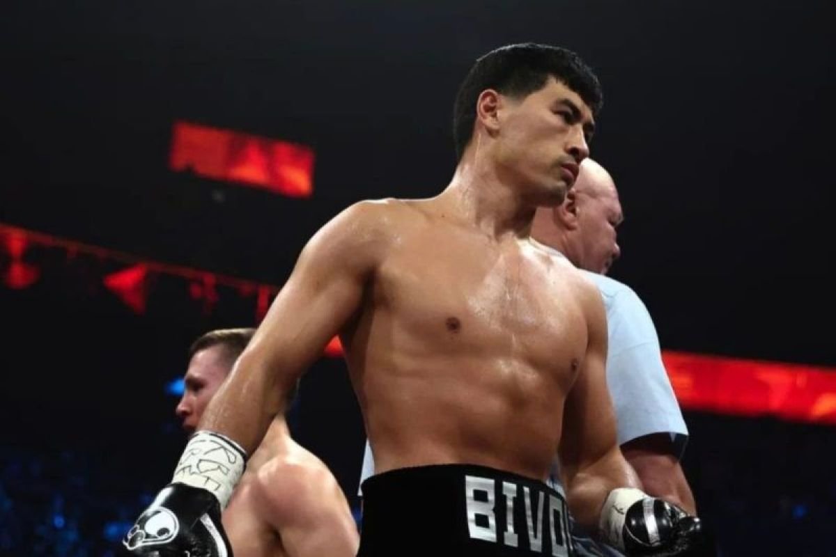 Juara planet Bivol kemudian juga Smith harus sepakati pertarungan hingga 26 Juli