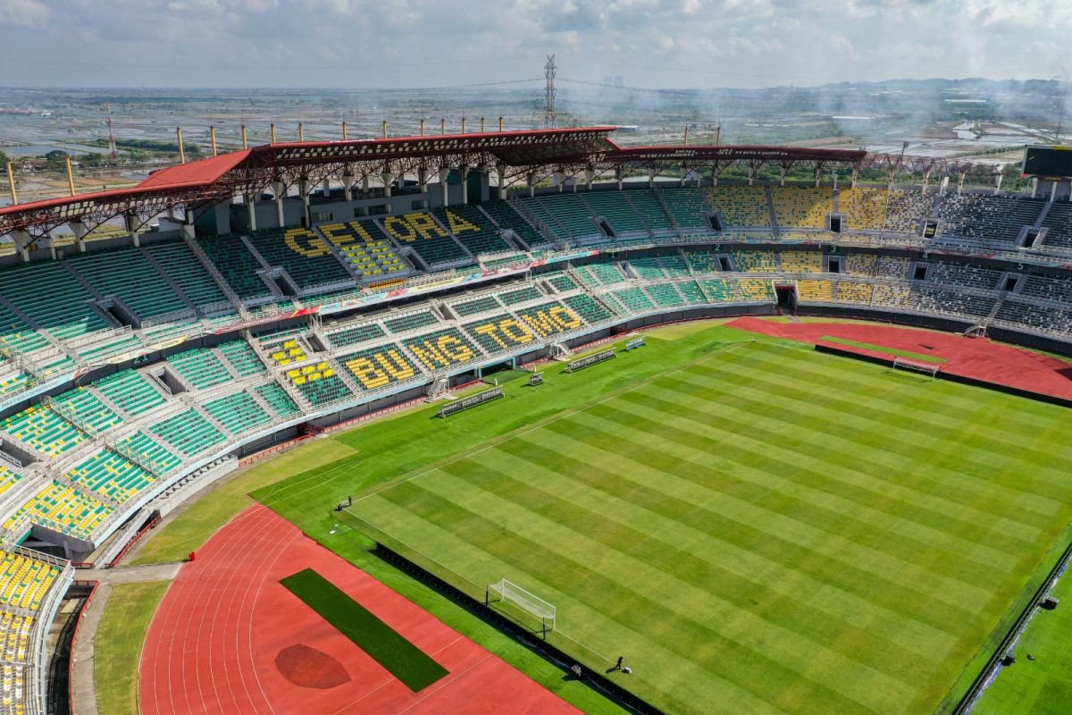 Pusat Perkotaan yang tersebut yang disebutkan menjamu sepak bola