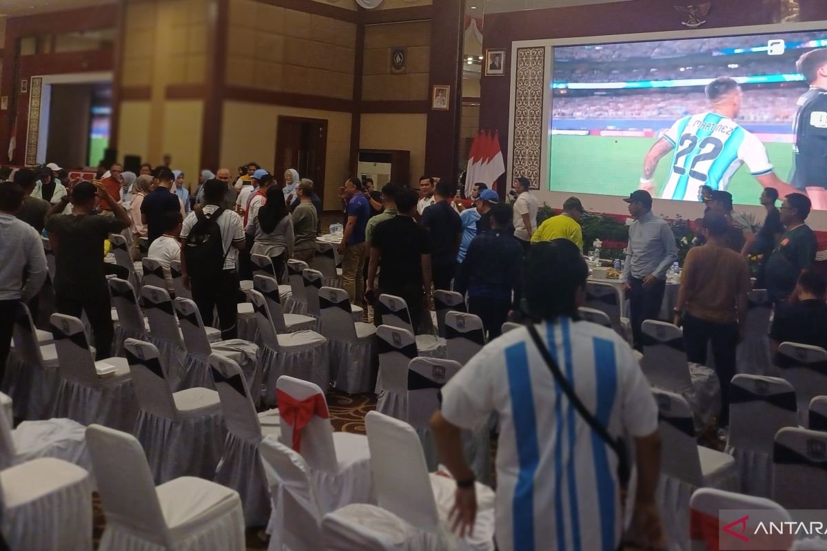 Pemprov Kepri ajak warga nobar final Piala Bumi dalam Bandara RHF