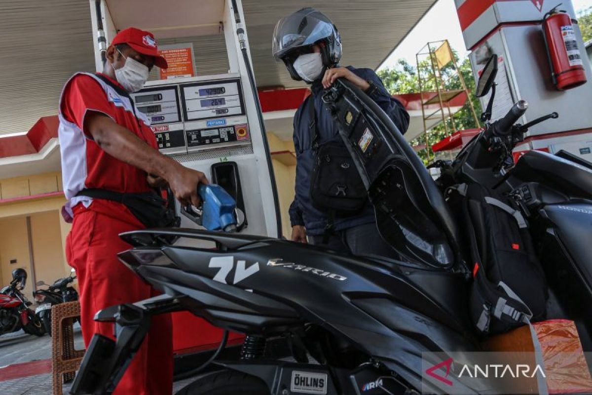 Apakah bensin dicampur minyak kayu putih mampu tambahan irit?